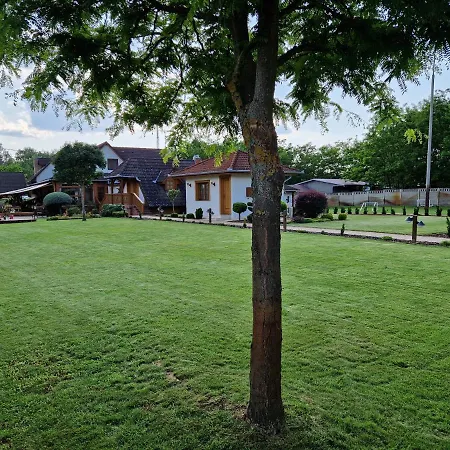 Gasthof Csalanosi Vendeghaz Kecskemét